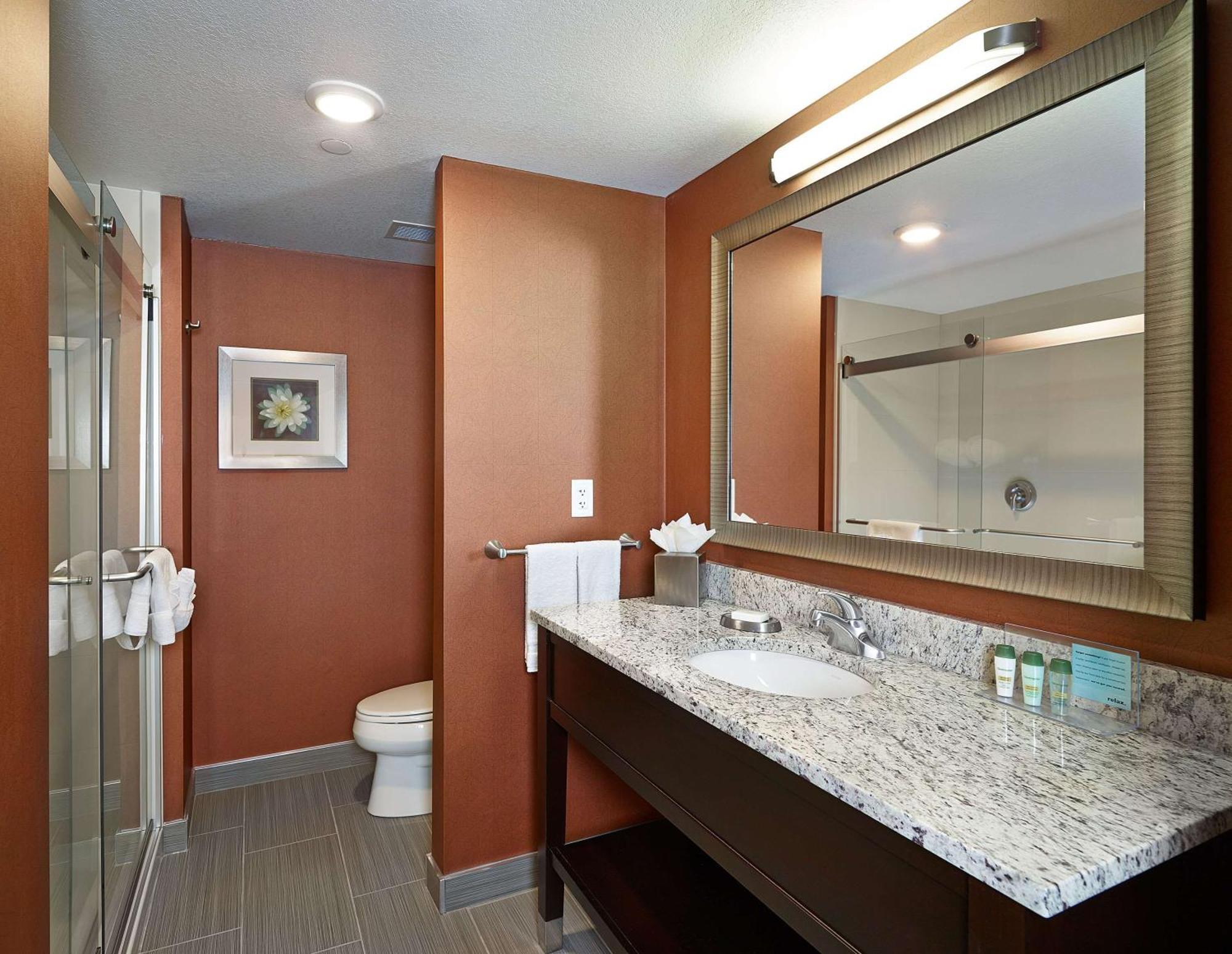 Hampton Inn By Hilton Calgary Airport North Esterno foto